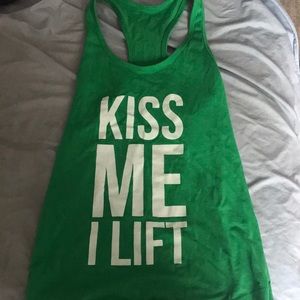 Workout tank top